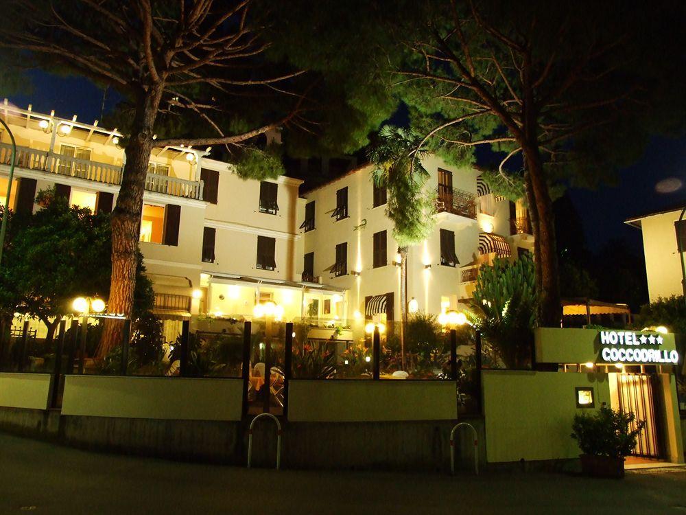 Coccodrillo Hotel & Apartments Varazze Luaran gambar